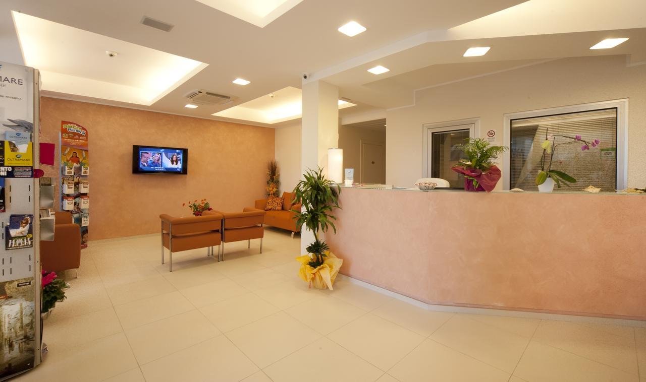 ميسانو ادرياتيكو Residence Perla المظهر الخارجي الصورة